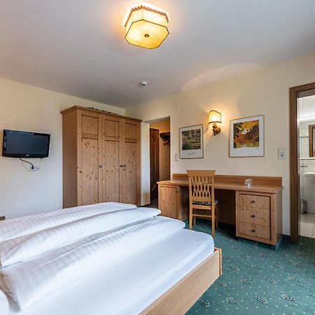 Hotel Gletscherblick Sankt Leonhard im Pitztal Eksteriør billede