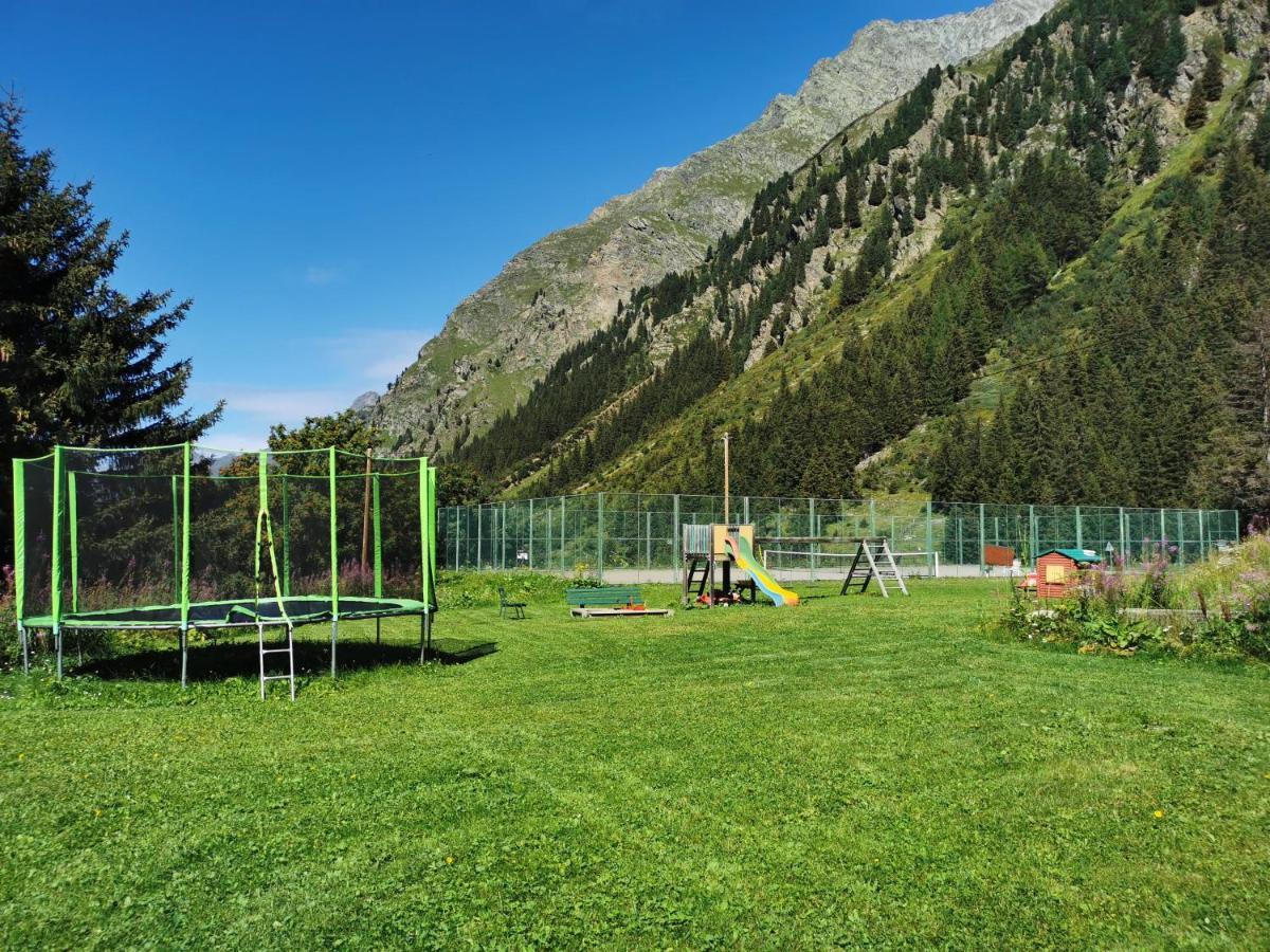 Hotel Gletscherblick Sankt Leonhard im Pitztal Eksteriør billede