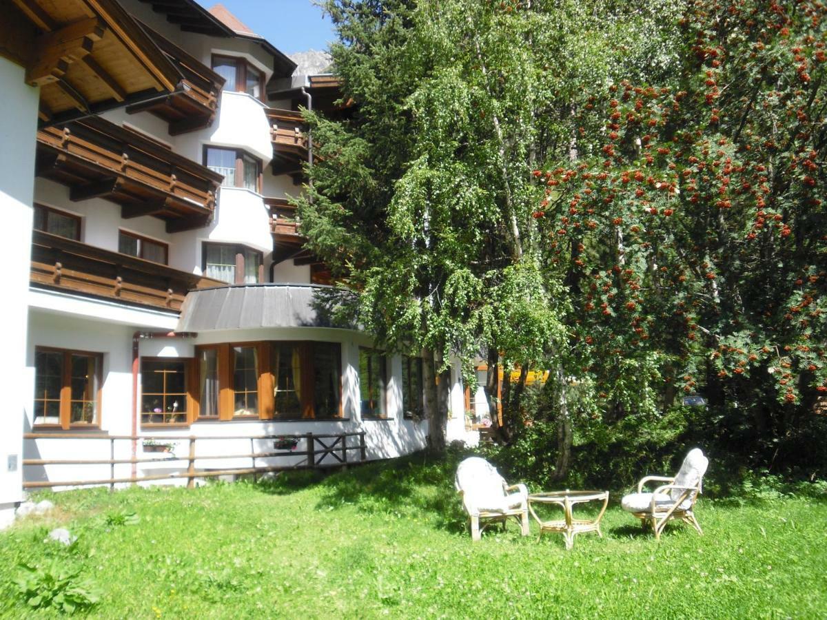 Hotel Gletscherblick Sankt Leonhard im Pitztal Eksteriør billede